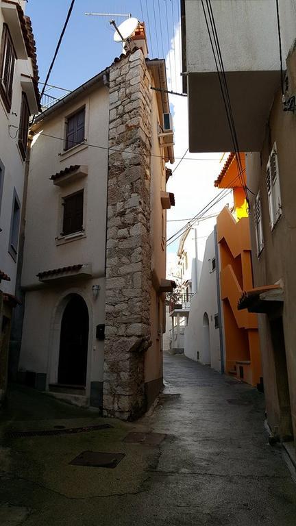 Old Town Baska Apartment Exterior foto